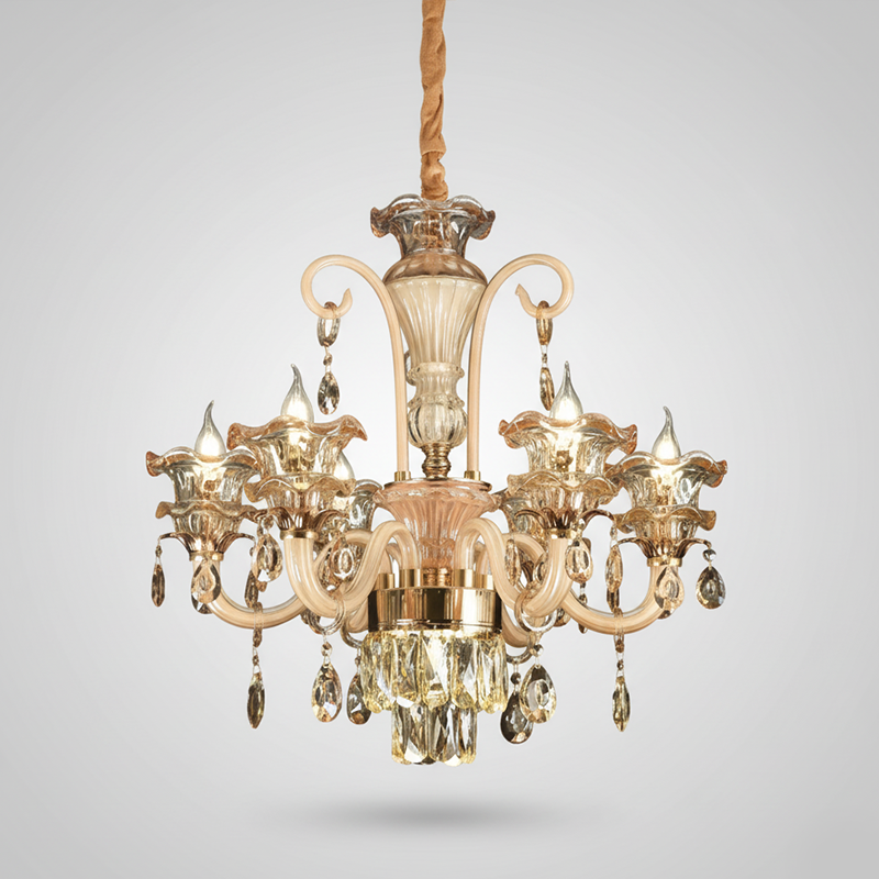 لوستر نئوکلاسیک ۱۵ شاخه مدل مایرا با رنگ کرم عسلی