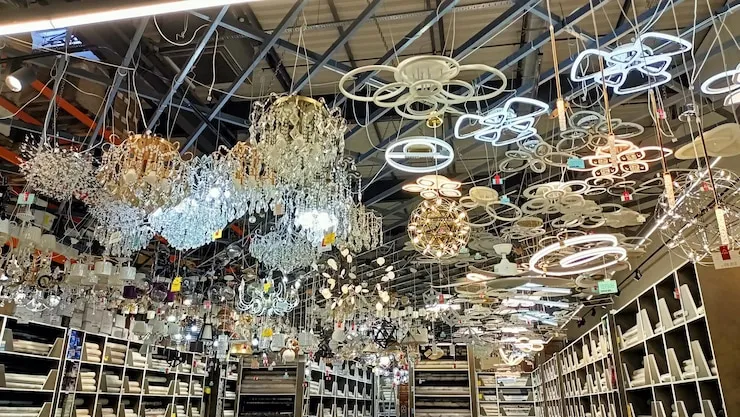 لوسترهای مدرن SMD و حلقهای در نمایشگاه استار سنتر اتابک تهران؛ بهترین مرکز روشنایی مدرن